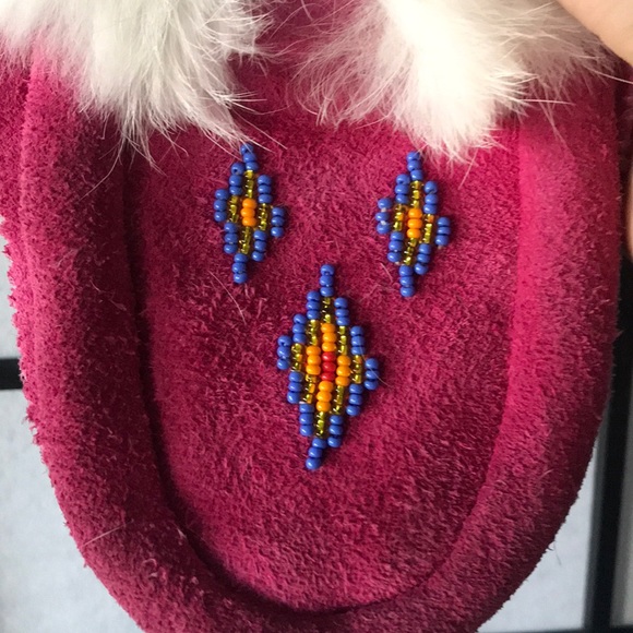 Pink moccasins - Picture 3 of 5